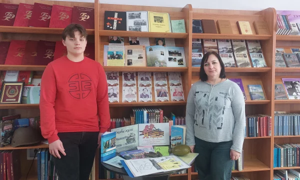 Книжная выставка &laquo;Чтобы жили в памяти герои &ndash; земляки&raquo;