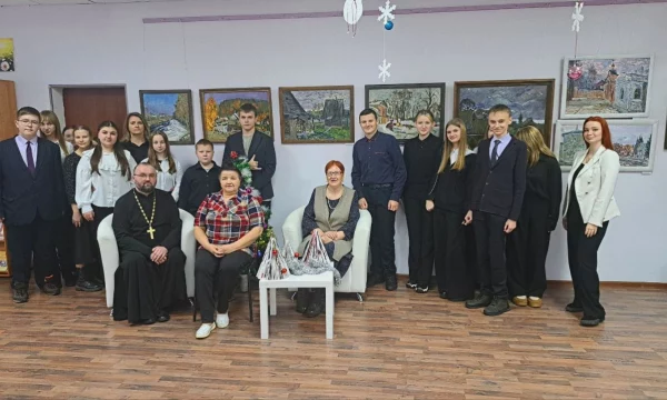 Православный час &laquo;Пусть огонёк свечи Рождественской, все души к богу приведёт&raquo;. &nbsp;